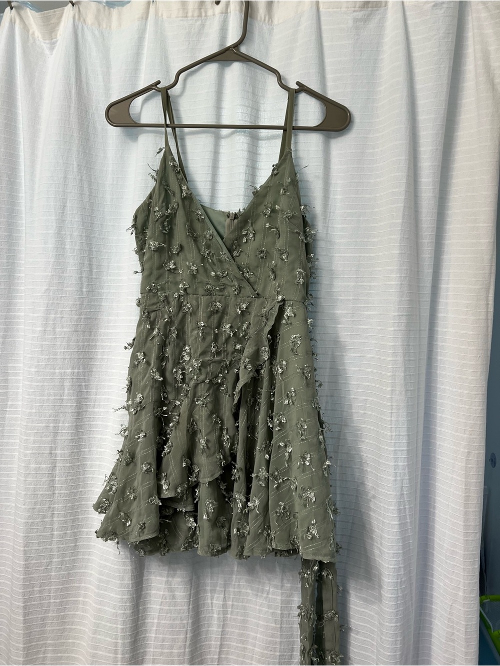 Selfie Leslie Olive Green Textured Floral Mini Dress